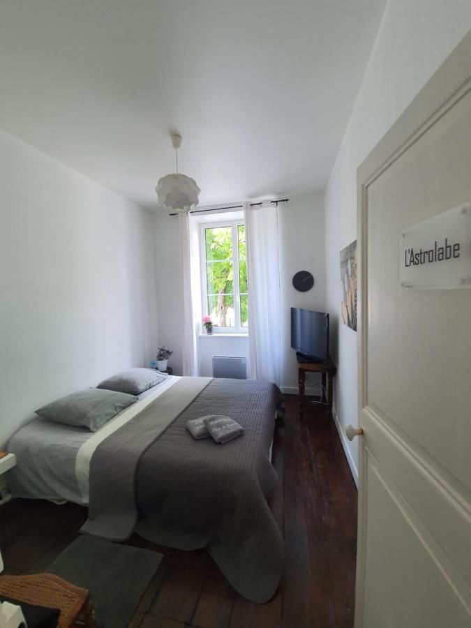 Maison Laurenza 2 Chambres D'Hotes Saint-Jean-de-Liversay Exterior foto